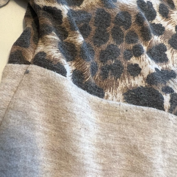 BIBI Top block, style, extra large, missing, size tag,used boutique purchased - Picture 8 of 14